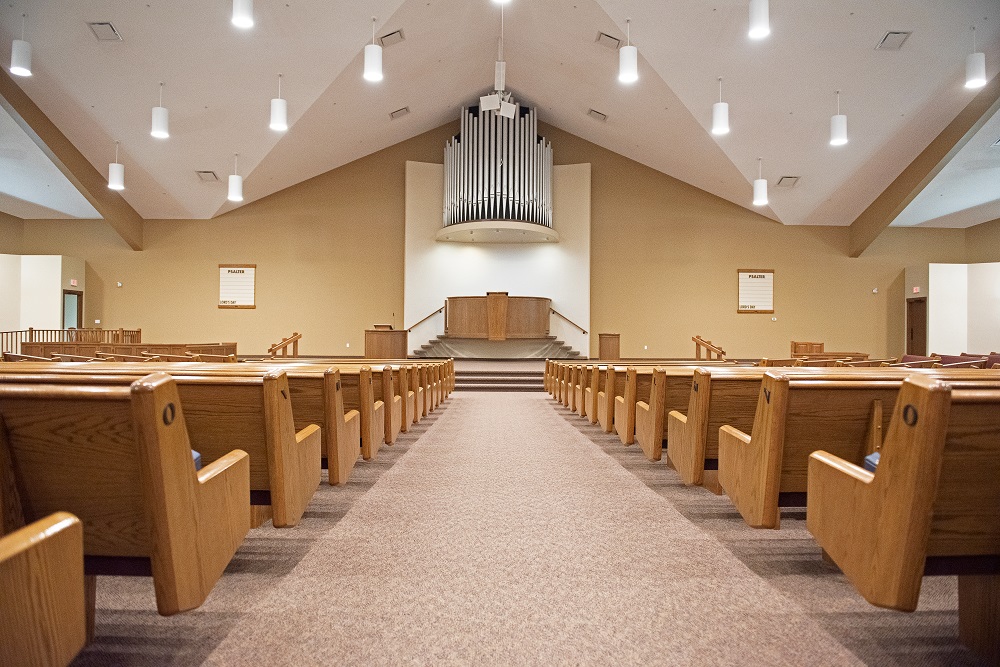 Foto: interieur van de gemeente te Lethbridge (Canada). De gemeente bestaat deze week 75 jaar.