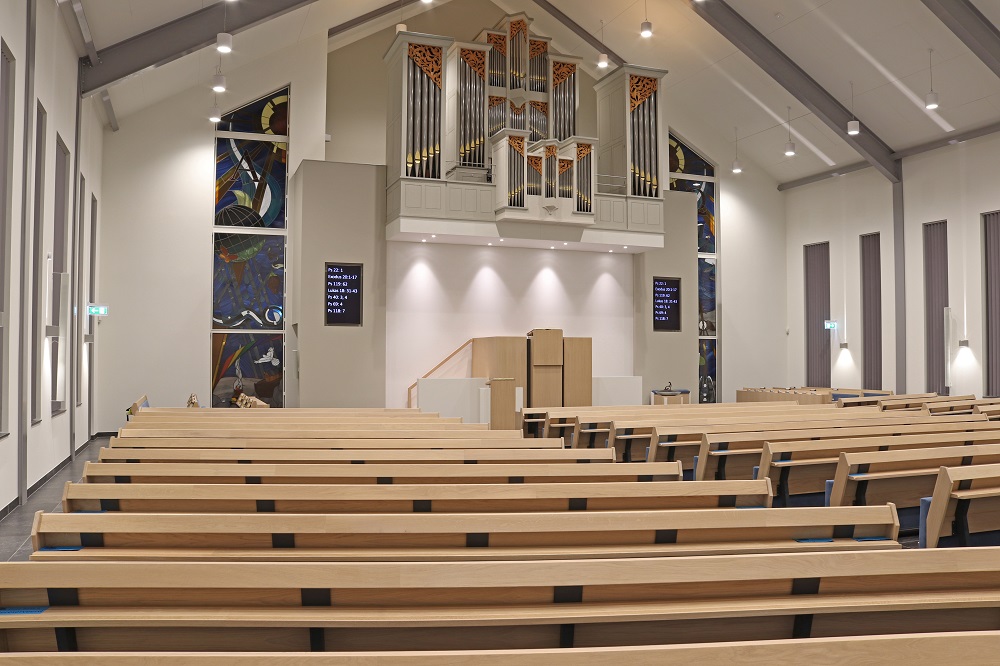 Sinds 2018 komt de gemeente Utrecht bijeen in de nieuwe Westerkerk (foto).